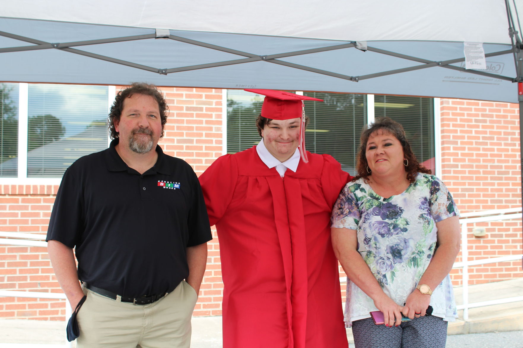 St. Stephens 2020 graduation part 1 (9).JPG